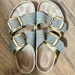 Big Buckle Gold Patterned Birkenstock